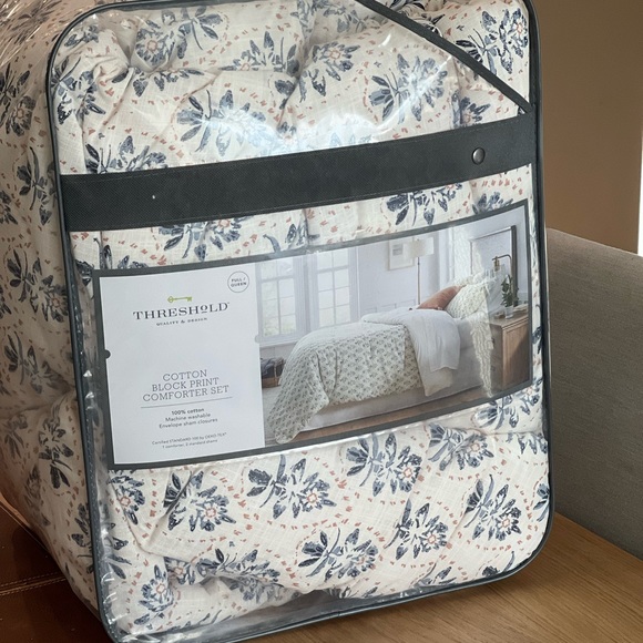 Threshold Bedding King Cotton Block Print Comforter Set White Navy